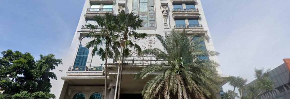 Plaza Crystal